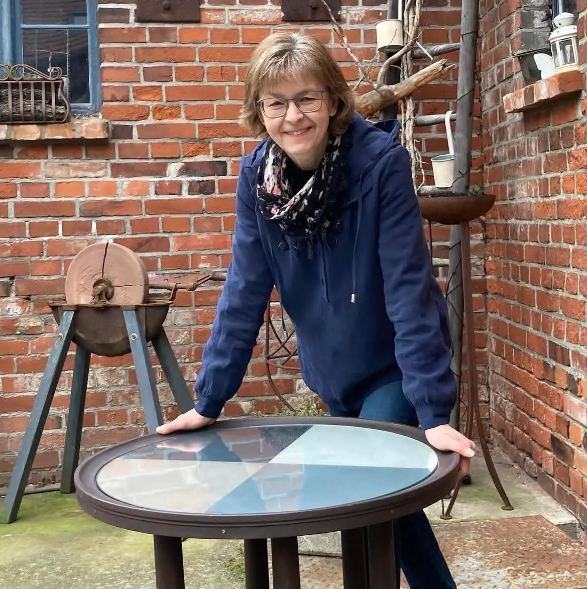 Steffi Naumann in ihrer Werkstatt